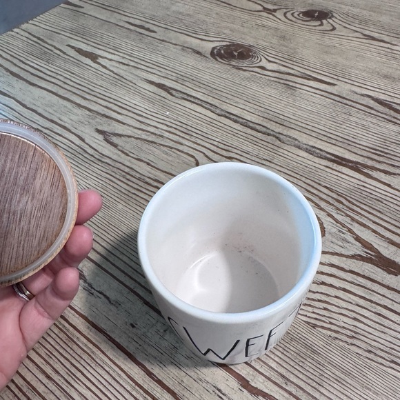 Rae Dunn cream and sugar set - Picture 5 of 6